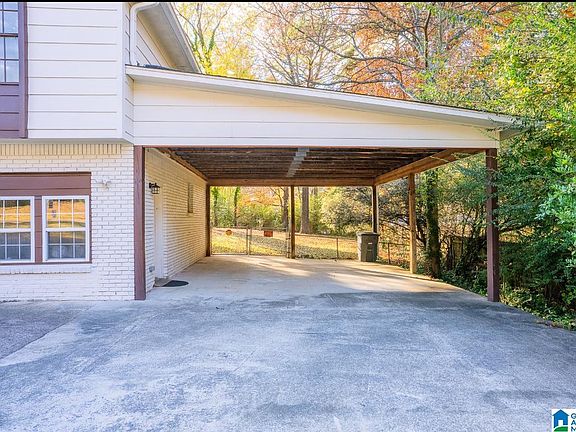 2nd image of 5884 Janet Dr