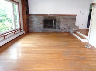 13 Marian Rd, Acton, MA 01720