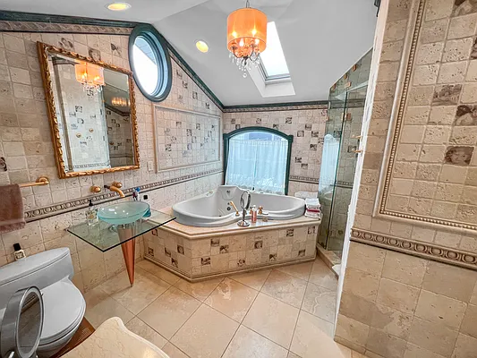 Sold by Compass | media 9