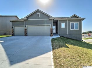 11133 King St, Omaha, NE 68142