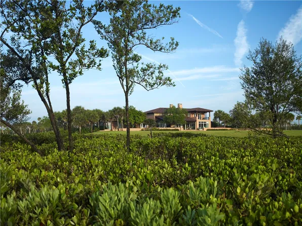 2350 Quay Dock Rd, Vero Beach, FL 32967