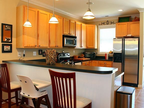 5th image of 536A Village Green Drive