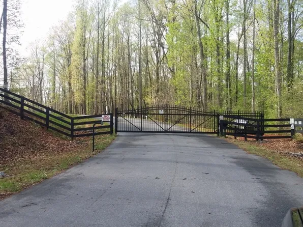 139 Dockside Ln, Statesville, NC 28677