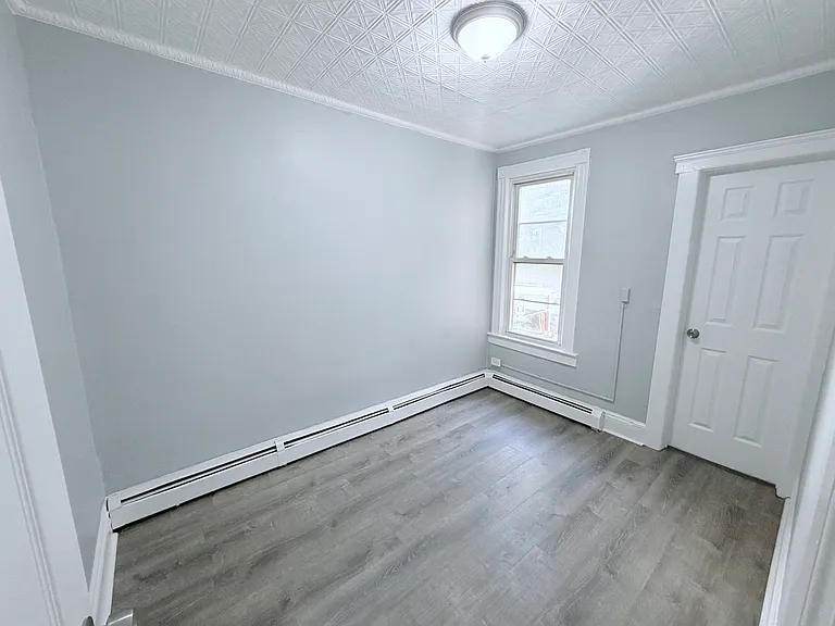 78-80 Franklin St #2 — Photo 12