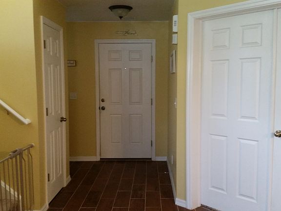 3rd image of 1648 Pointe West Way