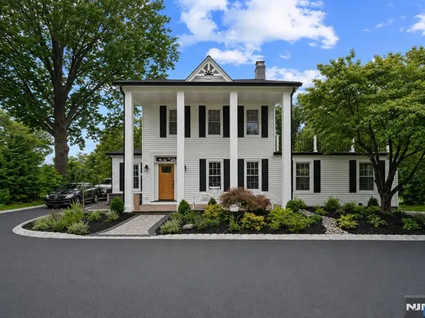 415 Lincoln Ave, Glen Rock, NJ 07452
