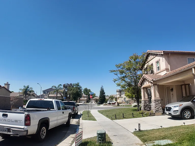 1328 Landmark Ln — Photo 2
