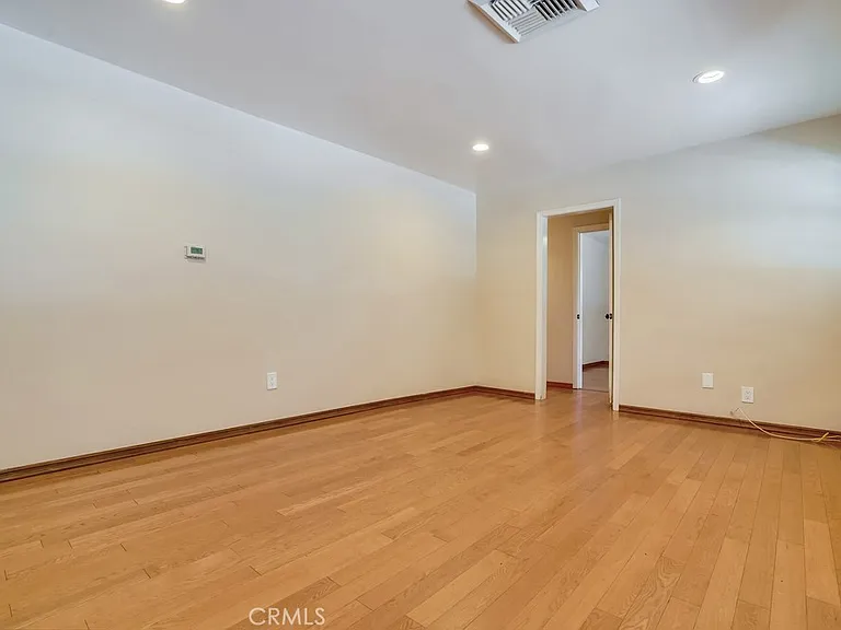 3706 4th Ave — Photo 3