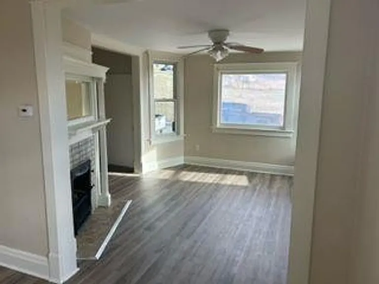 221 N Henry Ave — Photo 6