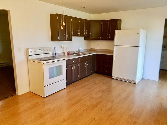 2nd image of 1816 Harris Dr