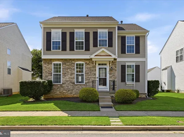58 Bullskin St, Charles Town, WV 25414