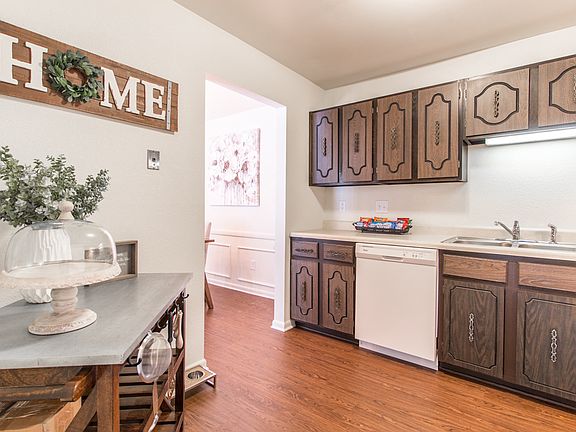 Ample Cabinetry in Kitchens- Fountain Pointe in Grand Blanc, MI!