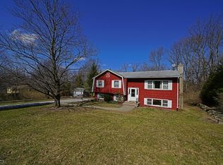 13 Sunset Ln, Newton, NJ 07860