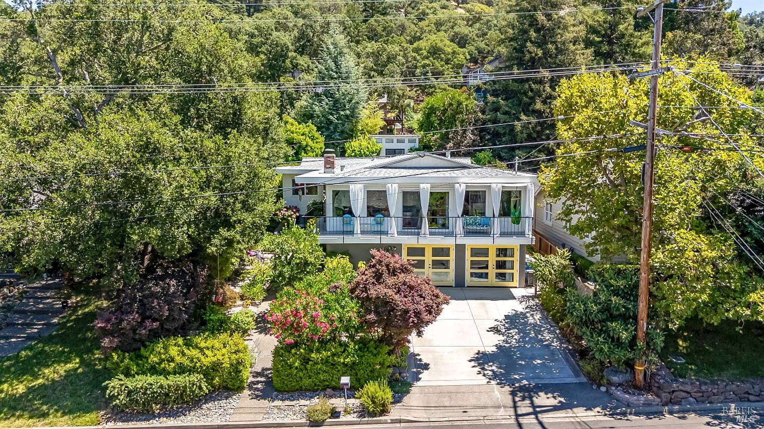 1664 Meek Avenue - Photo 2