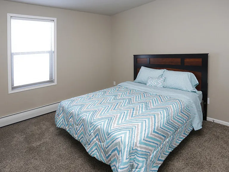 Brookledge Apartments — Photo 39