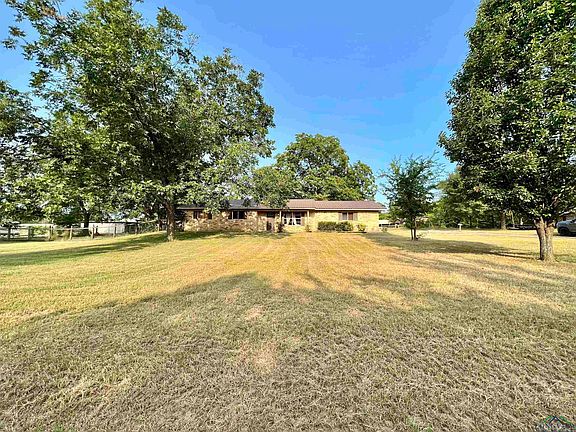 3rd image of 187 County Road 2865