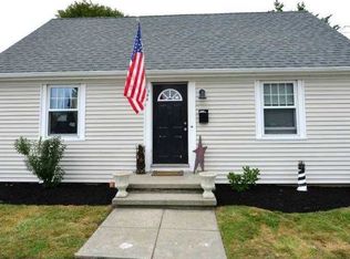 96 Franklin St, Warren, RI 02885