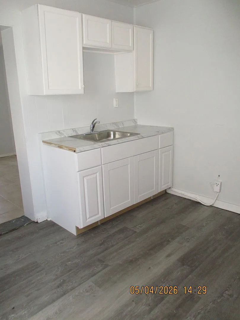 Building Photo - 117 S Grandview Ave #8