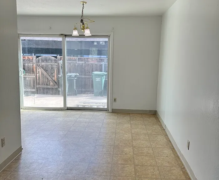 8823 Salmon Falls Dr #C — Photo 3