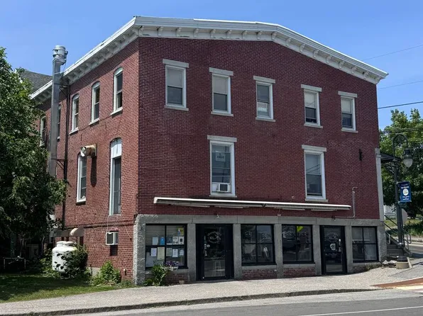 2 Main St, 2 Main St #5, Richmond, ME 04357