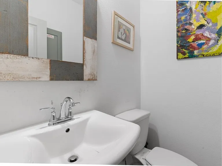 607 Arapaho Dr — Photo 16