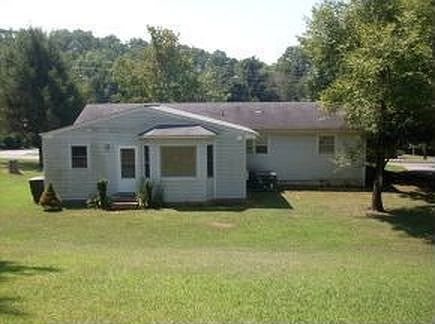 2nd image of 2422 E Lakeview Dr