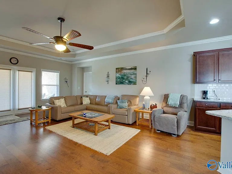 7206 Lathan Dr SE — Photo 16