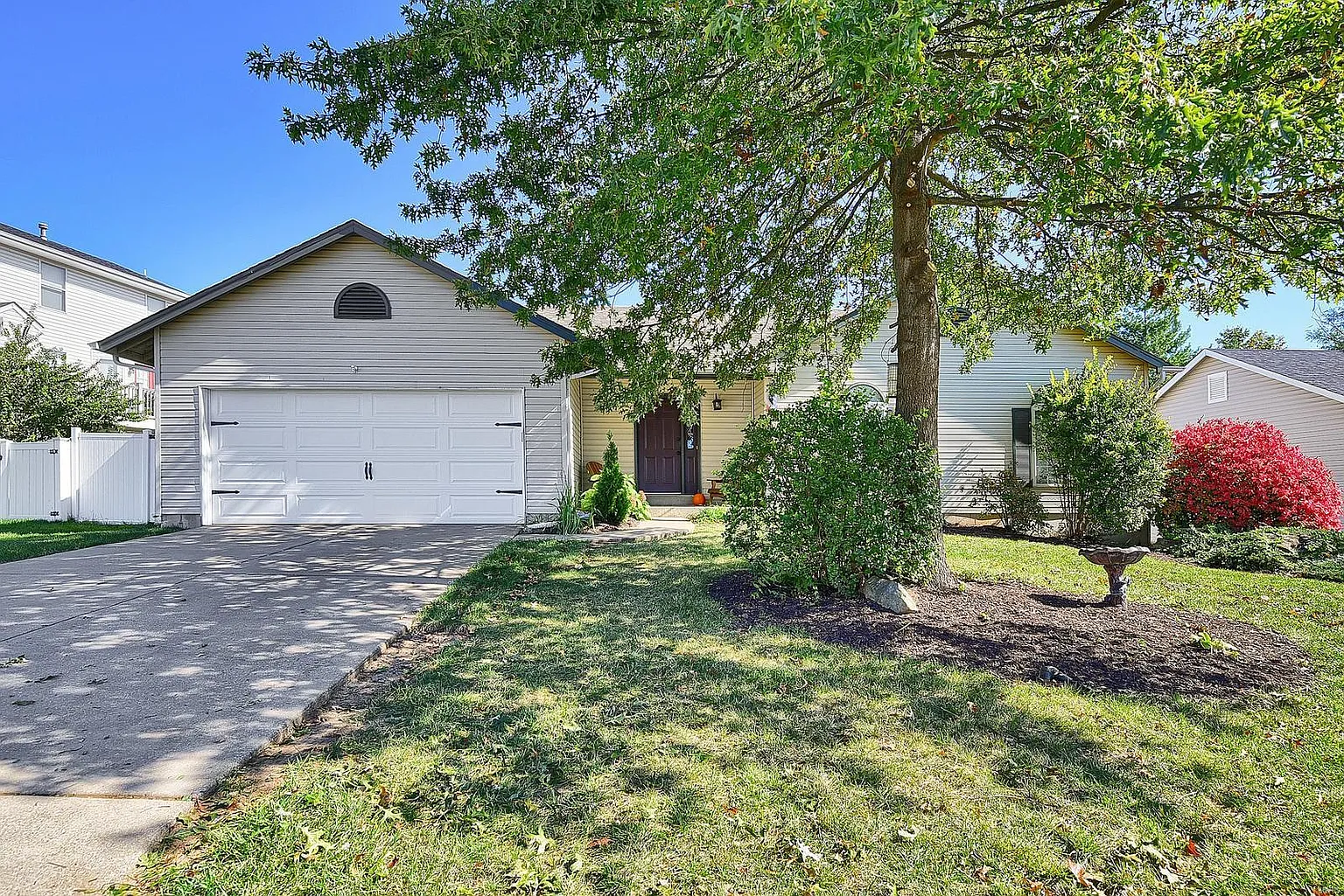 1236 Claycrest Dr photo 1