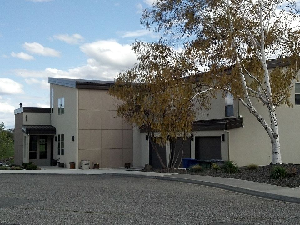 Golf Course Frontage