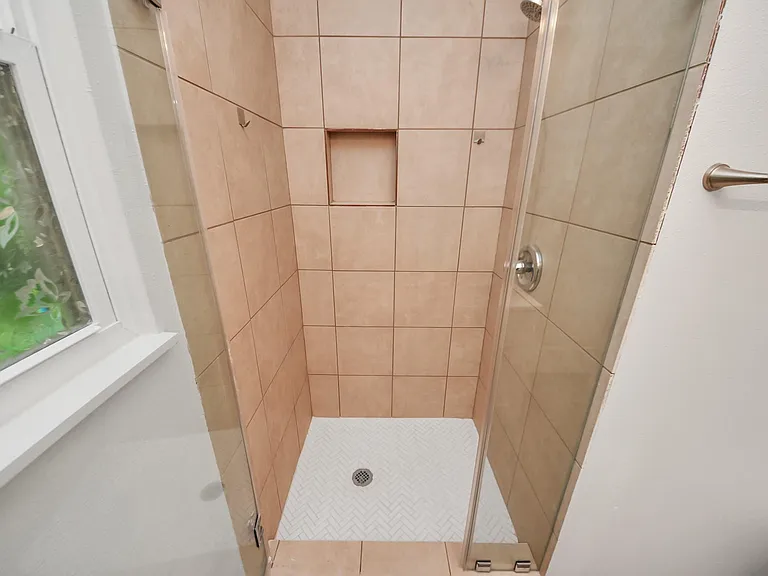 7004 Conley St — Photo 12