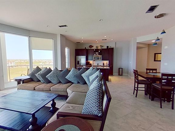 5th image of 10327 Termini San Luis Pass Rd Unit 618