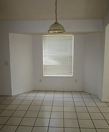 3rd image of 3642 Dominican St