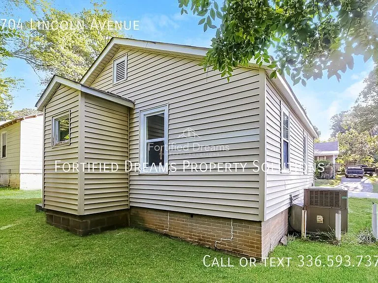 1704 Lincoln Ave — Photo 16