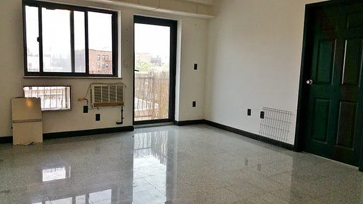 Rented by Azure Realty NY LLC | media 14