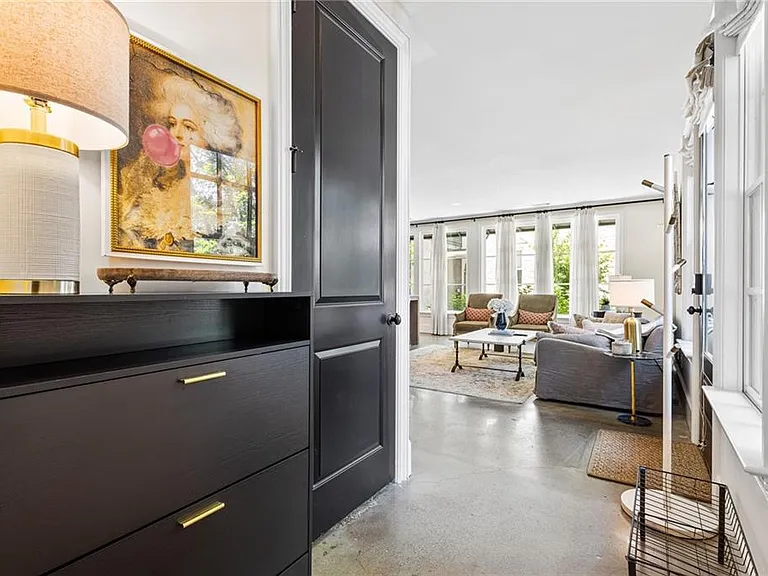 2067 Telfair Cir #B — Photo 18