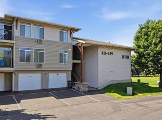 22855 E Country Vista Dr APT 419, Liberty Lake, WA 99019