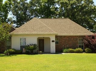 29443 White Oak St, Livingston, LA 70754