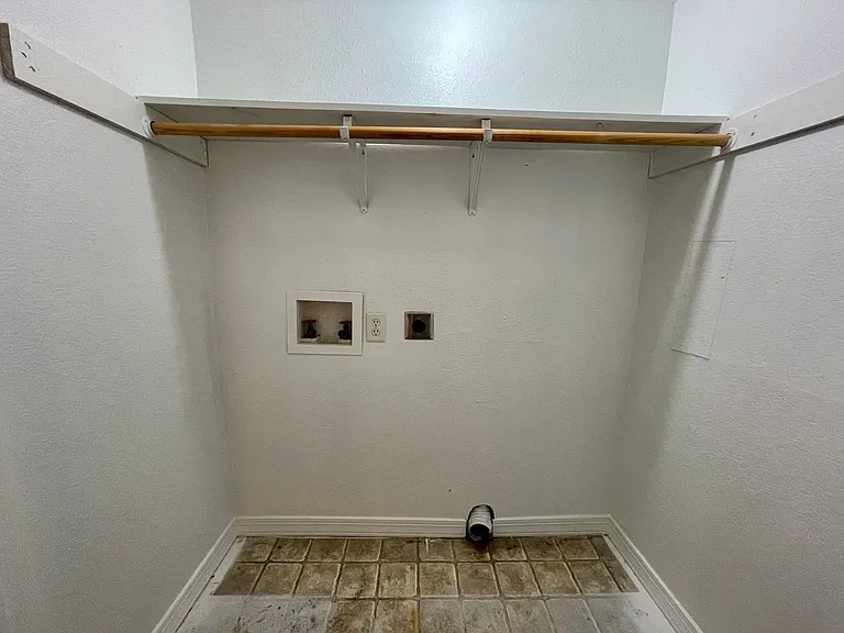 Alpine Circle Apartments — Photo 7