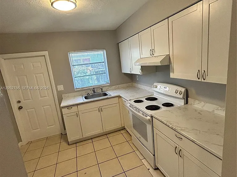 1508 NW 8th Ave #1 — Photo 8