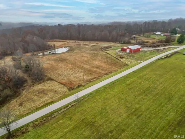 8779 S Lee Phillips Rd, Bloomington, IN 47403