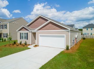 116 Cloverleaf St, Summerville, SC 29483
