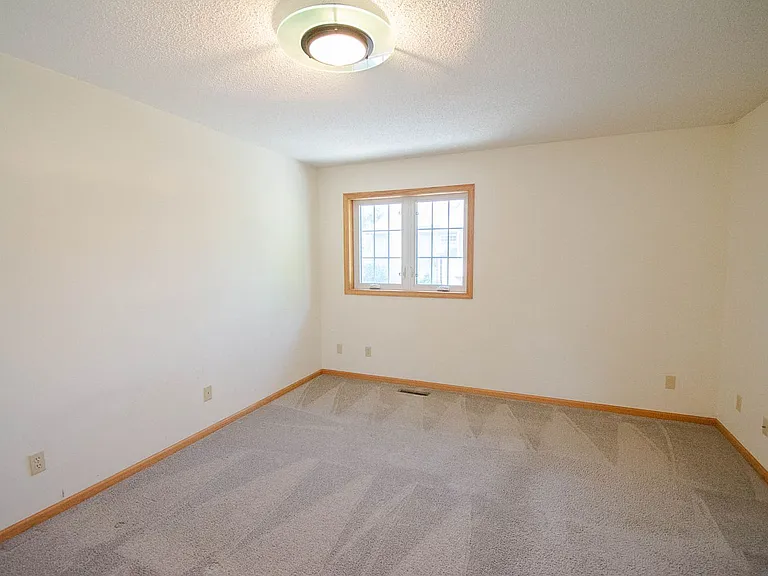 2716 Spyglass Ct NW — Photo 10