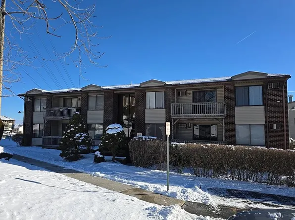 281 Country Club Ln, Pomona, NY 10970