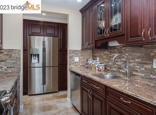 2 Commodore Dr #D471, Emeryville, CA 94608