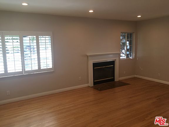 3rd image of 2040 Fox Hills Dr