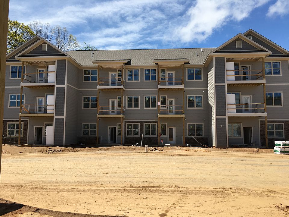 2nd image of 1 Hazel Knoll Cir #2-101