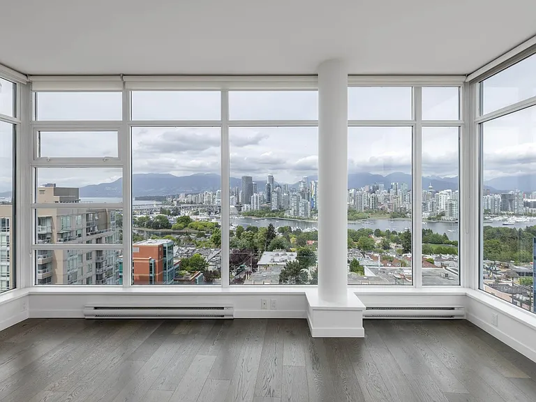 2550 Spruce St #1104 — Photo 5