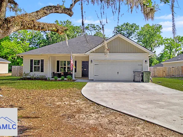 404 Talmadge Rd, Allenhurst, GA 31301