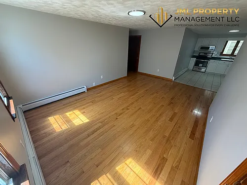 52 Pitman St #2W Photo 1