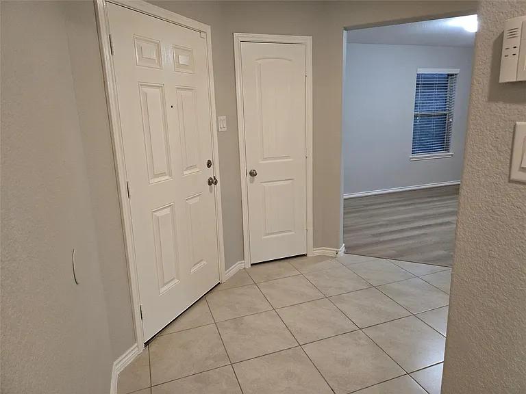 18306 Sonora Brook Ln — Photo 2